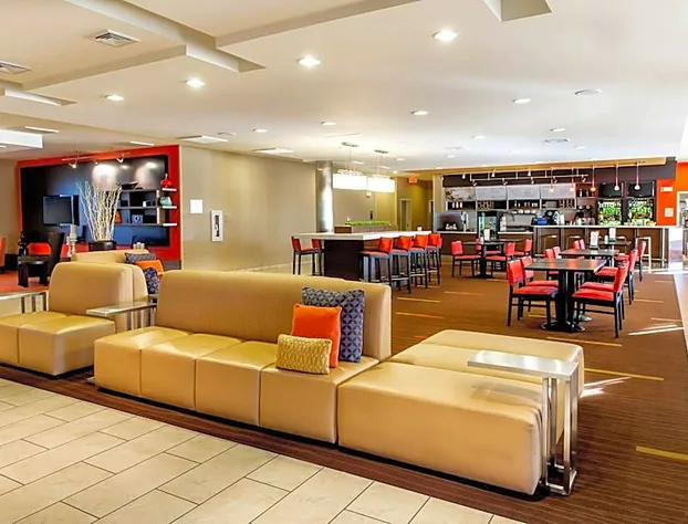 Courtyard Lexington Keeneland/Airport hotel detail image 3