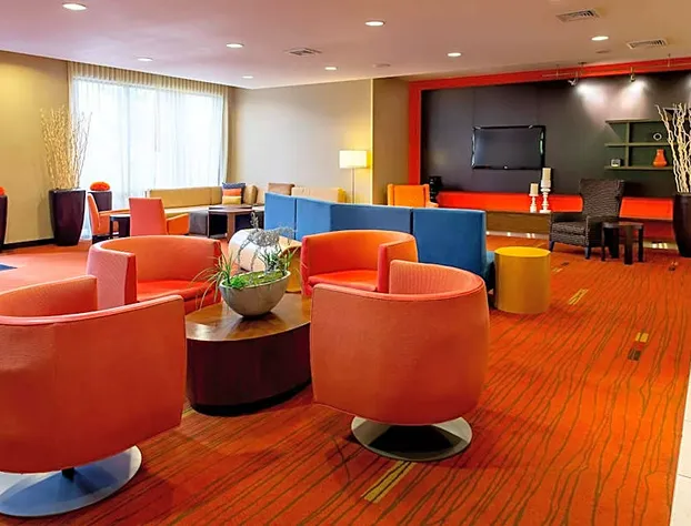 Courtyard Lexington Keeneland/Airport hotel detail image 4