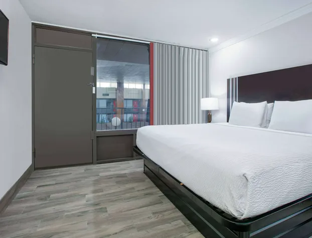 Ramada by Wyndham Diamondhead I-10/Gulfport hotel detail image 4