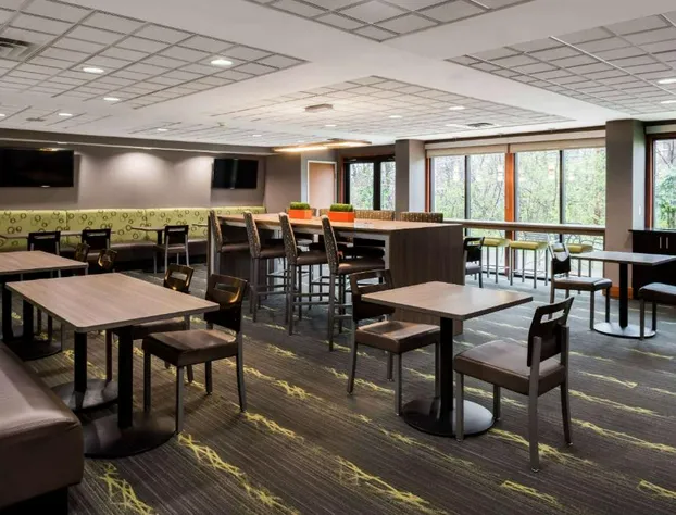 Wingate by Wyndham - Columbia hotel detail image 4