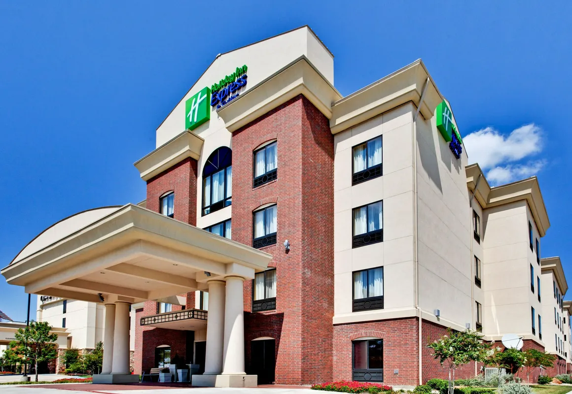 Holiday Inn Express Hotel & Suites DFW West - Hurst by IHG hotel hero