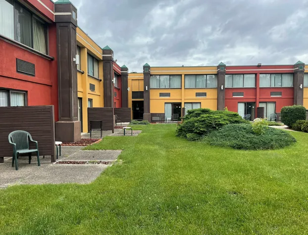 Quality Inn Conference Center Logansport hotel detail image 4