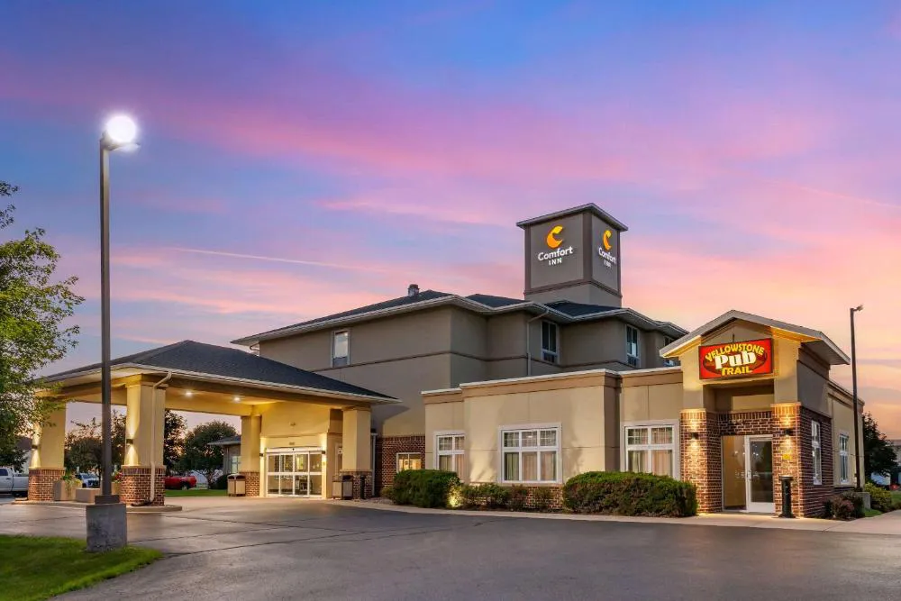 Comfort Inn Plover-Stevens Point hotel hero