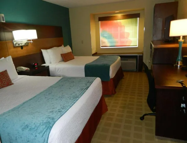 Best Western Plus Harrisburg Mechanicsburg hotel detail image 3