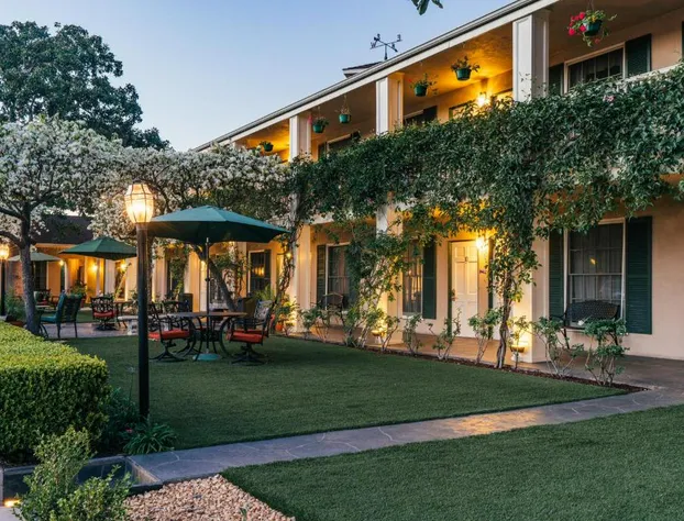 Lavender Inn by the Sea hotel detail image 1