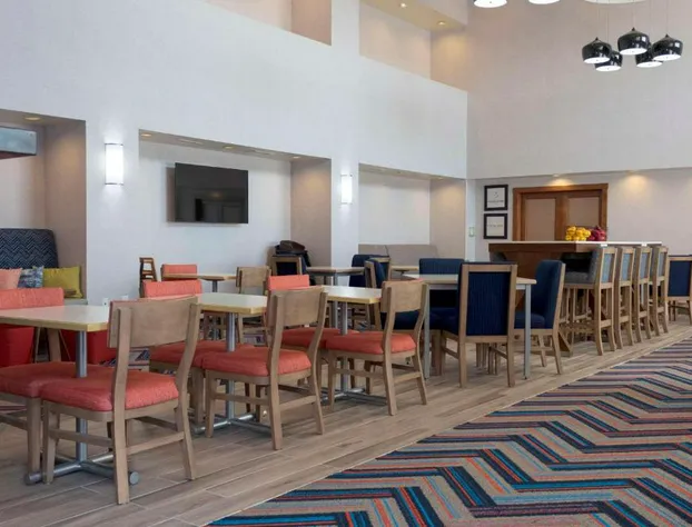 Hampton Inn & Suites Riverton hotel detail image 1