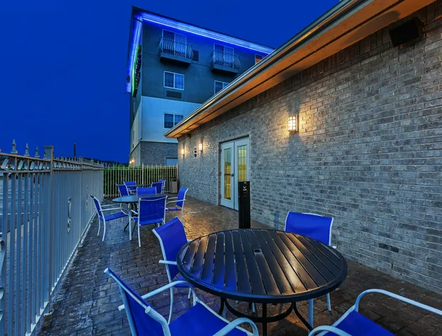 Holiday Inn Express Hotel & Suites Jenks by IHG hotel detail image 2