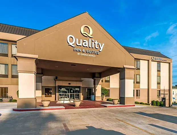 Quality Inn & Suites Quincy - Downtown hotel detail image 1