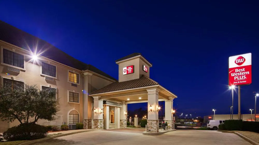 Best Western Plus Southpark Inn & Suites hotel hero