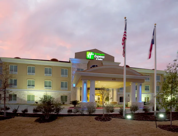 Holiday Inn Express & Suites Georgetown by IHG hotel detail image 1