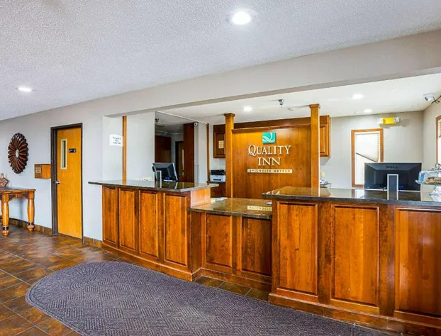 Quality Inn Mitchell I-90 hotel detail image 1