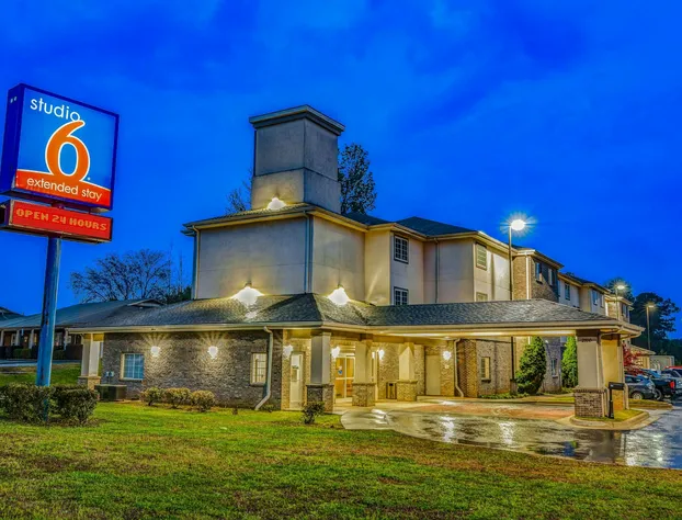 Studio 6 Opelika, AL - Auburn Al hotel detail image 1