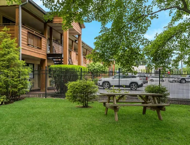 SureStay Plus by Best Western Woodbury Inn hotel detail image 2