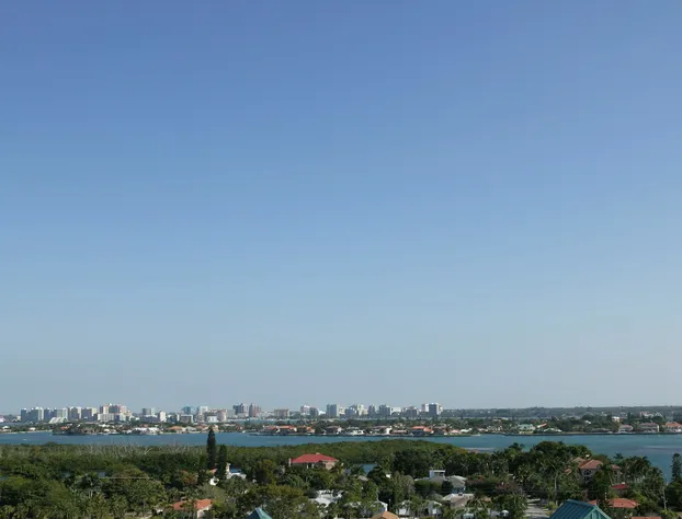 Lido Beach Resort hotel detail image 4