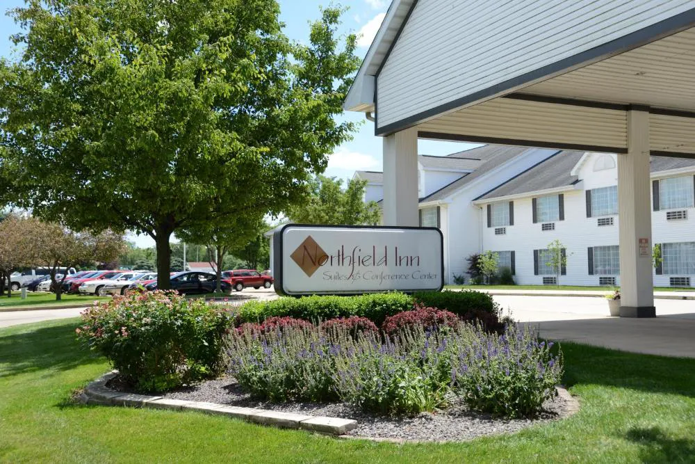 Northfield Inn, Suites & Conference Center hotel hero