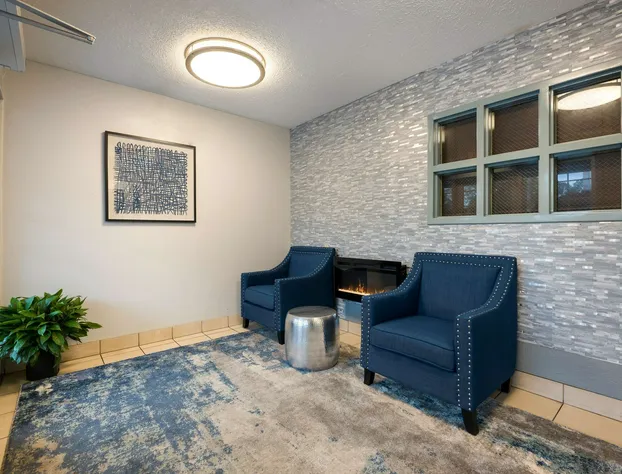 Sonesta Simply Suites Huntsville Research Park hotel detail image 4