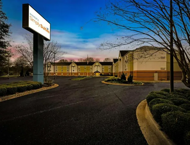 Sonesta Simply Suites Huntsville Research Park hotel detail image 1