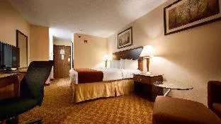 Best Western Lakewood Inn hotel detail image 4