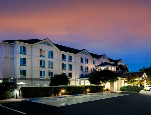 Hilton Garden Inn Folsom hotel detail image 1