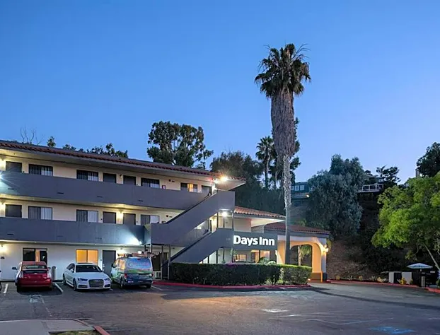 Days Inn by Wyndham Encinitas Moonlight Beach hotel detail image 3