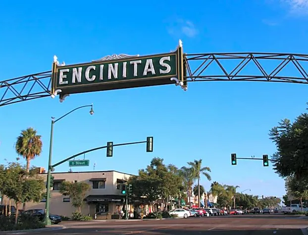 Days Inn by Wyndham Encinitas Moonlight Beach hotel detail image 4