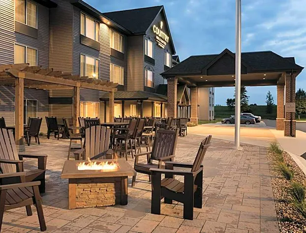 Country Inn & Suites by Radisson, Mankato Hotel and Conference Center, MN hotel detail image 1