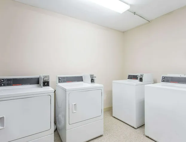 Days Inn by Wyndham Norfolk Airport hotel detail image 3