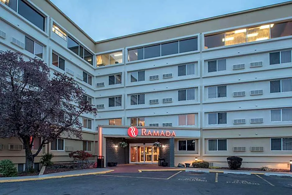 Ramada by Wyndham Downtown Spokane hotel hero