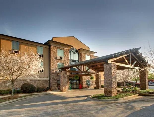 The Lodge On Lake Oconee hotel detail image 1