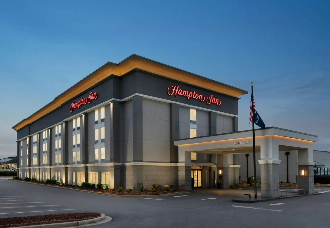 Hampton Inn Simpsonville hotel hero