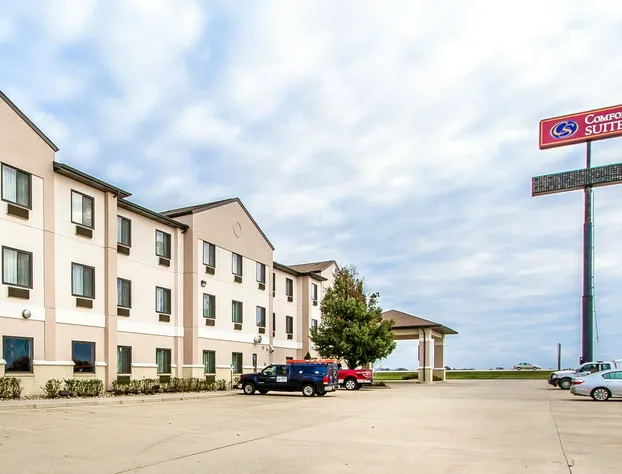 Comfort Suites Mattoon East hotel detail image 1