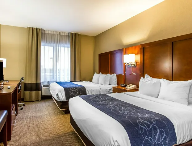 Comfort Suites Mattoon East hotel detail image 4