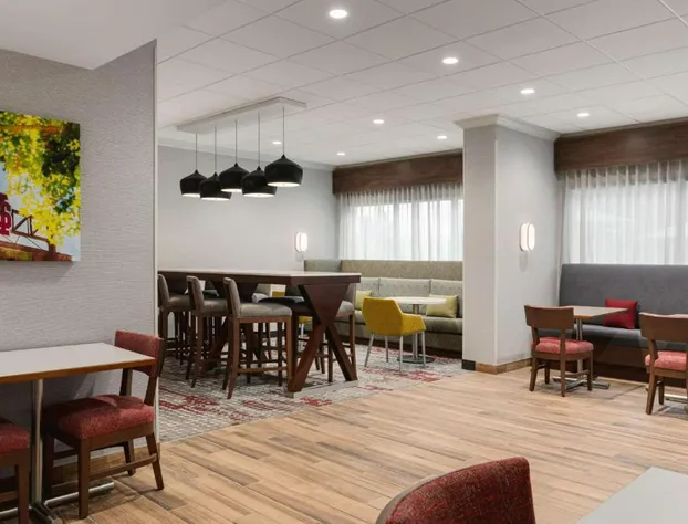 Hampton Inn Starkville hotel detail image 3