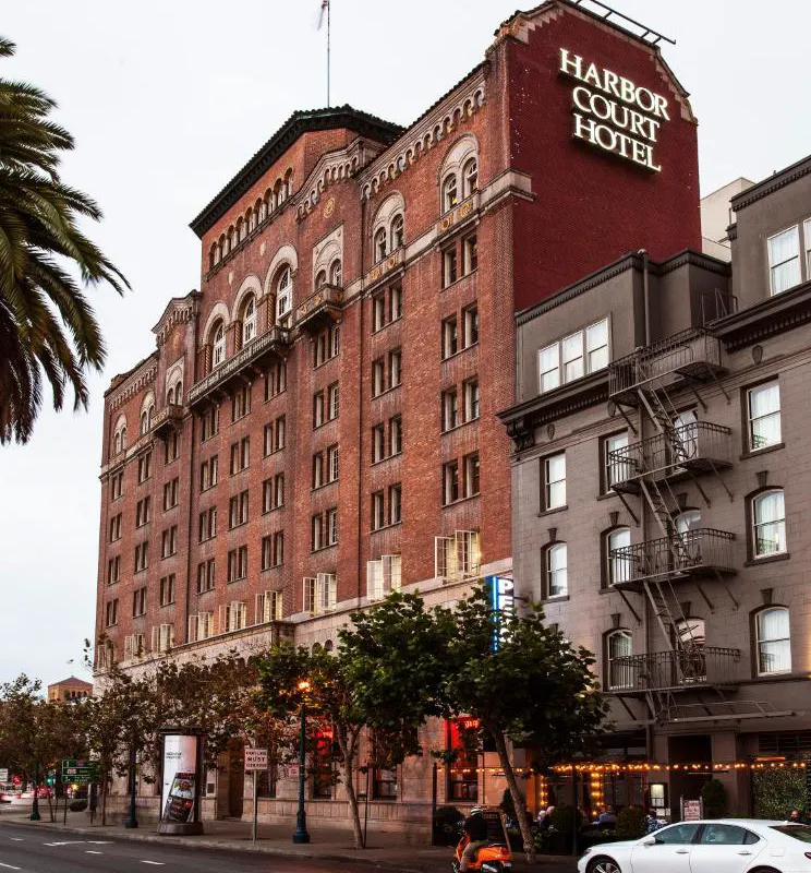 Harbor Court Hotel hotel hero