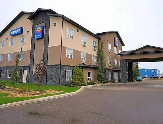 Comfort Inn and Suites Sylvan Lake hotel detail image 1