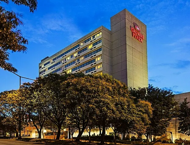 Crowne Plaza Knoxville Downtown University by IHG hotel detail image 1