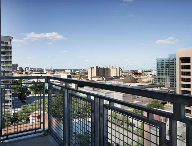 Hampton Inn & Suites Austin @ The University / Capitol hotel detail image 1