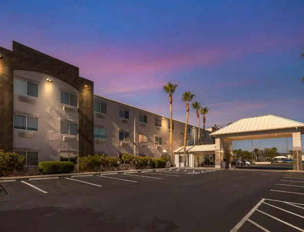 Comfort Suites At Tucson Mall hotel detail image 1