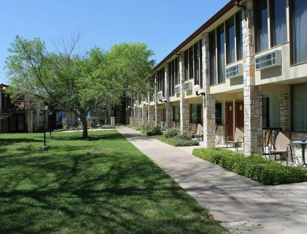 The Inn Of The Hills hotel detail image 4