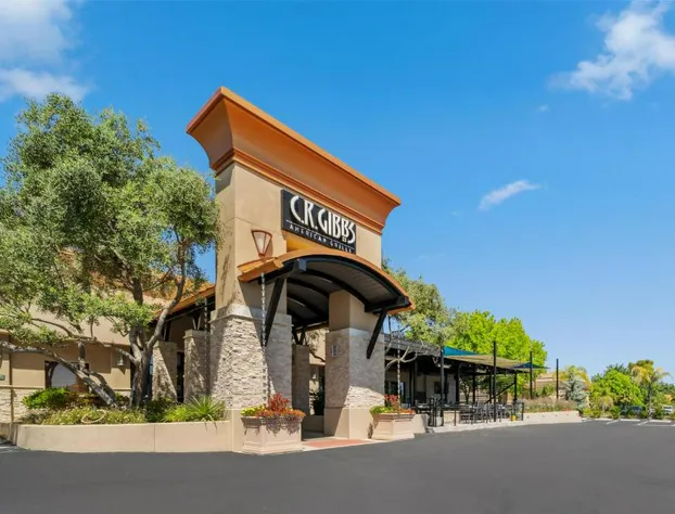 Best Western Plus Hilltop Inn hotel detail image 1