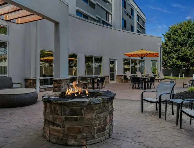 Courtyard by Marriott Evansville East hotel detail image 3