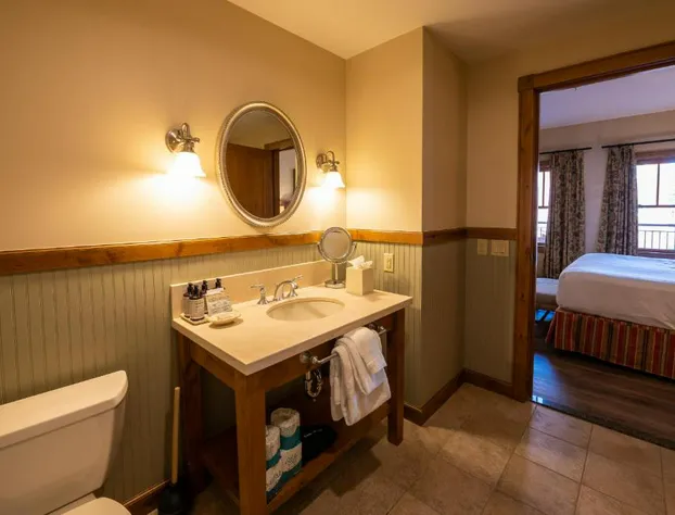 Lodge at Mountaineer Square hotel detail image 4