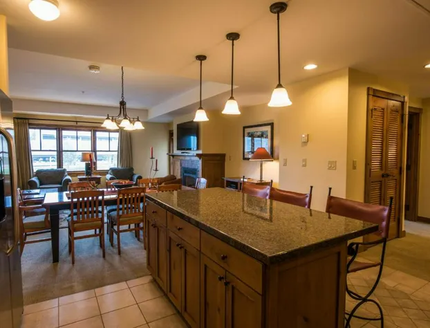 The Lodge at Mountaineer Square, A Vail Resorts Property hotel detail image 2