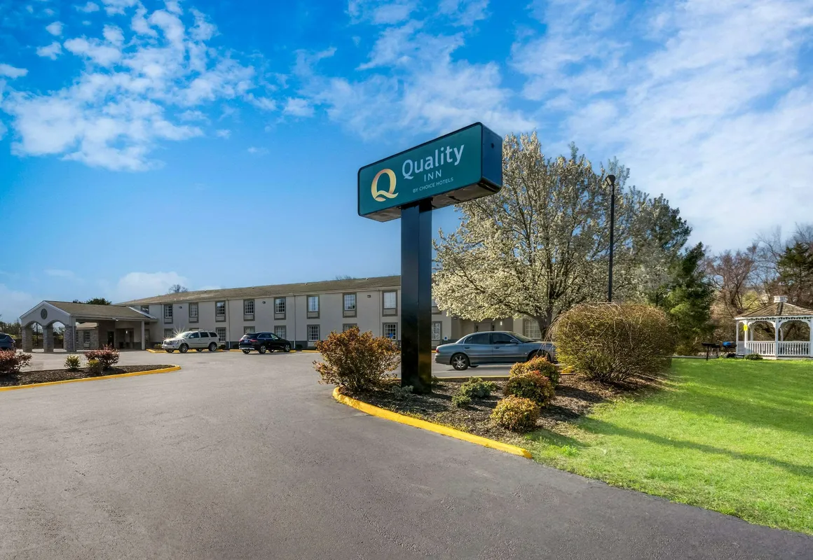 Quality Inn University Area hotel hero