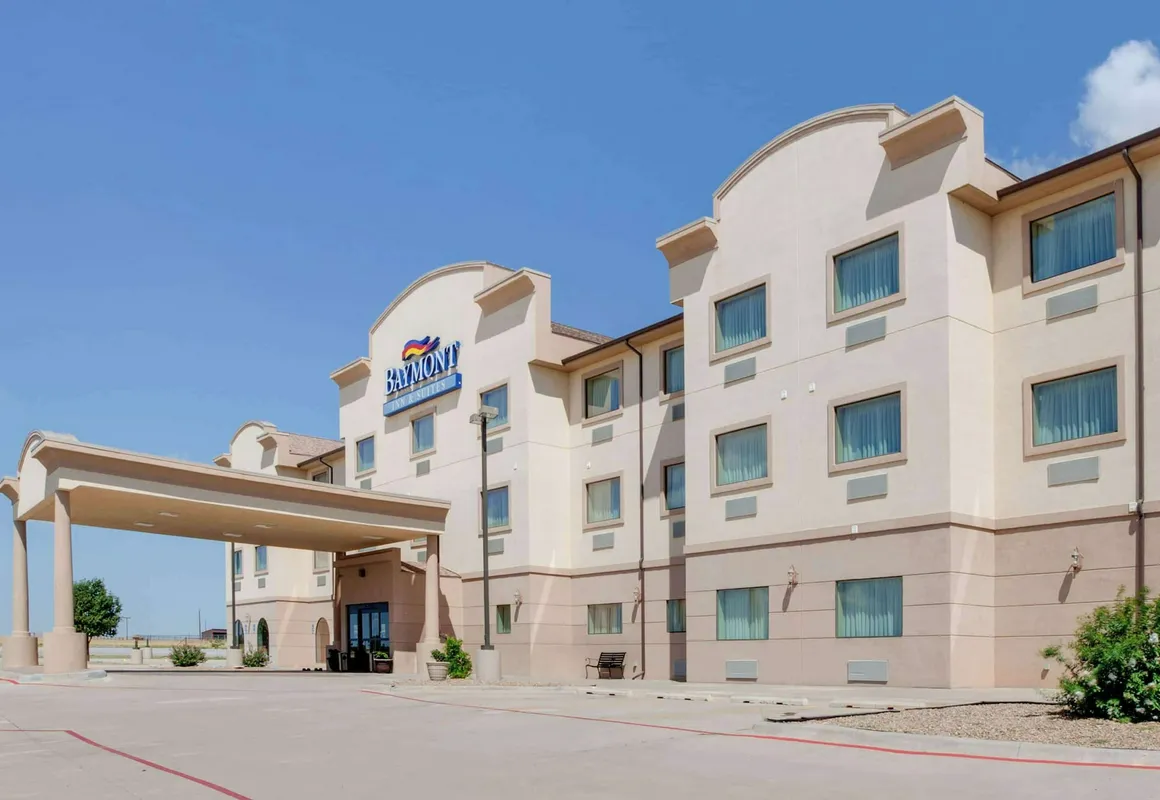 Baymont by Wyndham Wheeler hotel hero