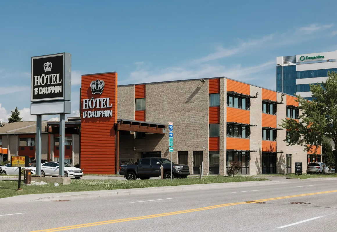Hôtel Le Dauphin Saint-Hyacinthe hotel hero