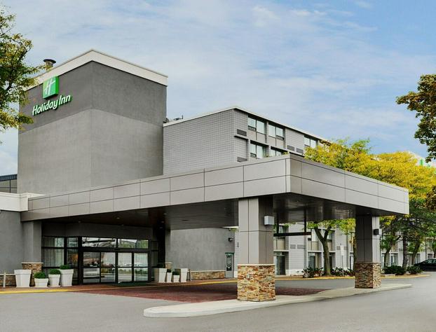 Holiday Inn Burlington Hotel & Conference Centre by IHG hotel detail image 1