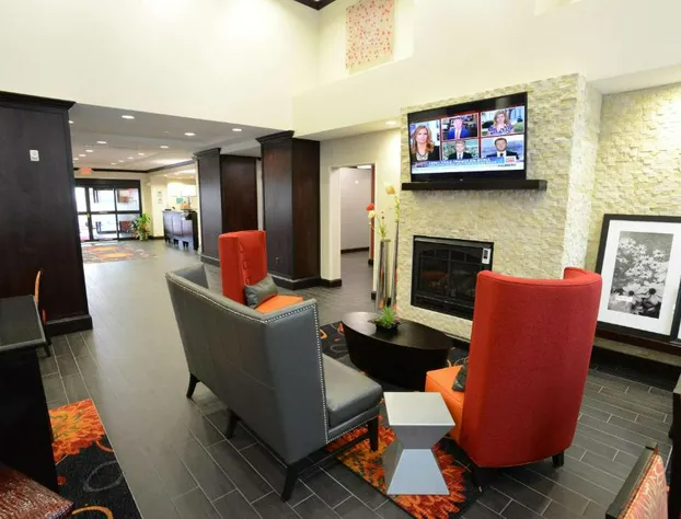 Hampton Inn & Suites Albany At Albany Mall hotel detail image 4