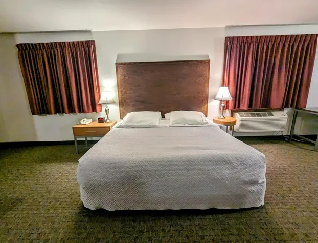 Woodfield Inn and Suites hotel detail image 1