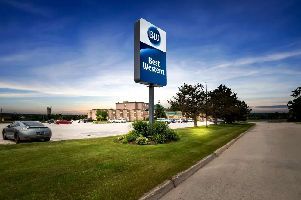 Best Western Inn On The Bay hotel hero